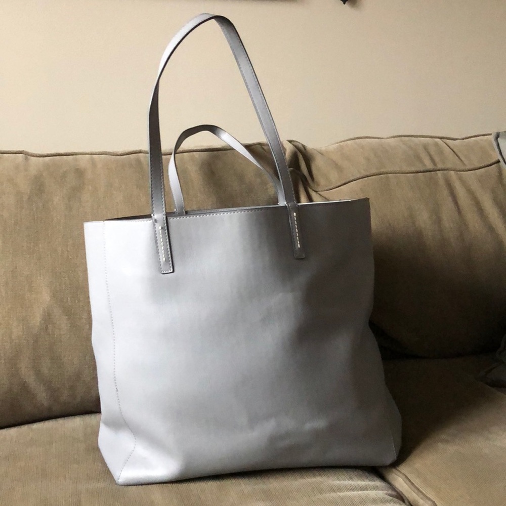 Gap shopper tote